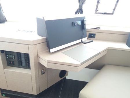 Fountaine Pajot Saona 47 image