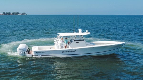 Regulator 41 Center Console