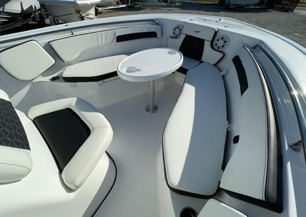 Tidewater 220-LXF image