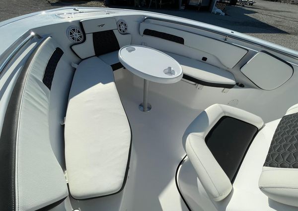 Tidewater 220-LXF image