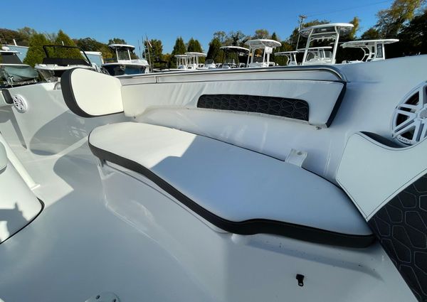 Tidewater 220-LXF image