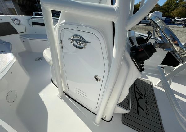 Tidewater 220-LXF image