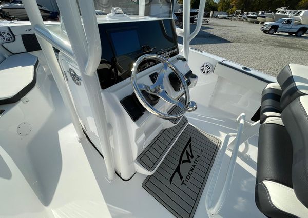 Tidewater 220-LXF image