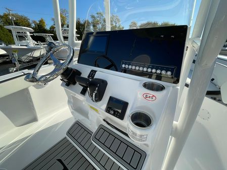 Tidewater 220-LXF image