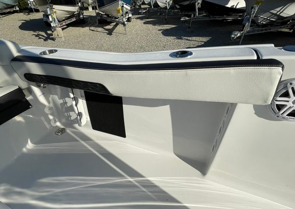 Tidewater 220-LXF image