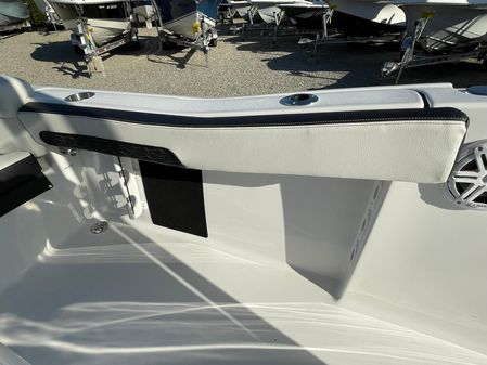 Tidewater 220-LXF image