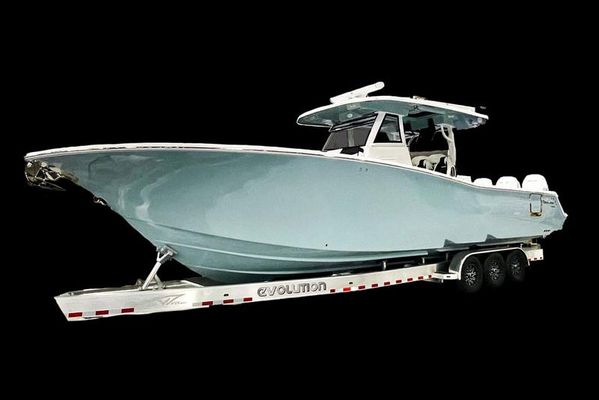 Tidewater 380 CC Adventure - main image