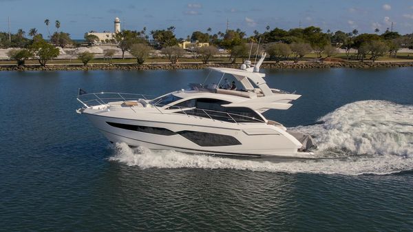 Sunseeker Manhattan 52