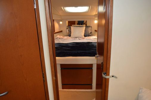 Sea Ray 38 Sundancer image