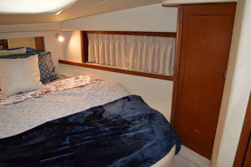 Sea Ray 38 Sundancer image