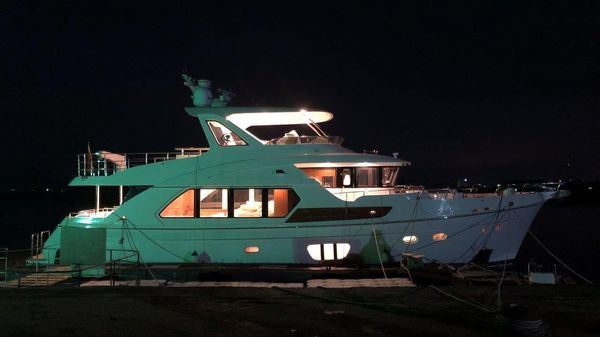 Selene 60 Explorer