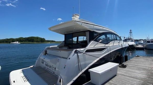 Sea Ray 400 Sundancer
