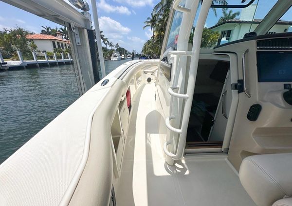 Boston Whaler 380 Outrage image