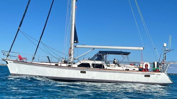Hylas 54