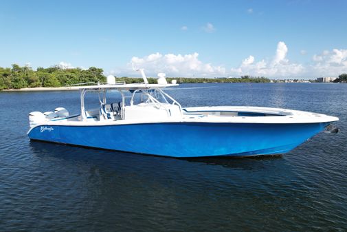 Yellowfin 42 Offshore image