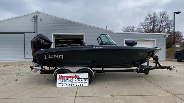Lund 189 Pro-V GL