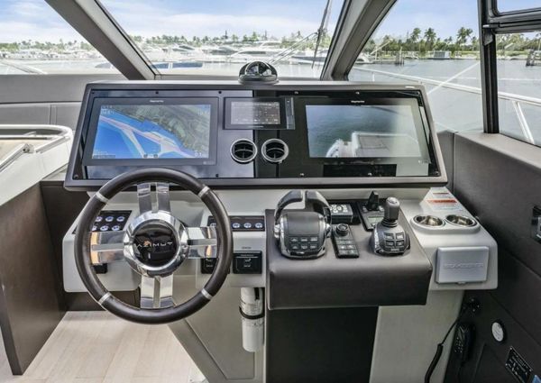 Azimut S7 image