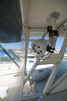 Pursuit 3370 Offshore image