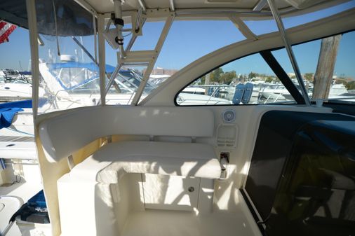 Pursuit 3370 Offshore image