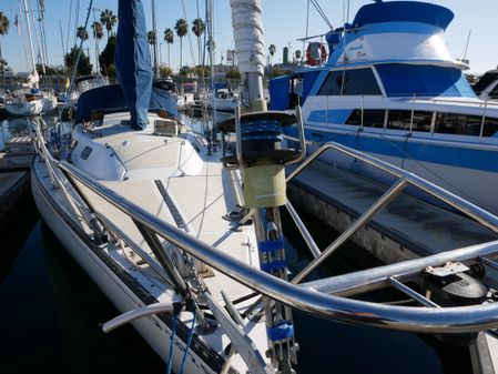 Catalina 38 image