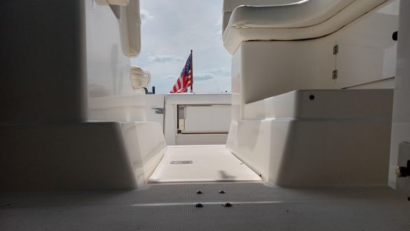 Tiara Yachts 2900 Open image