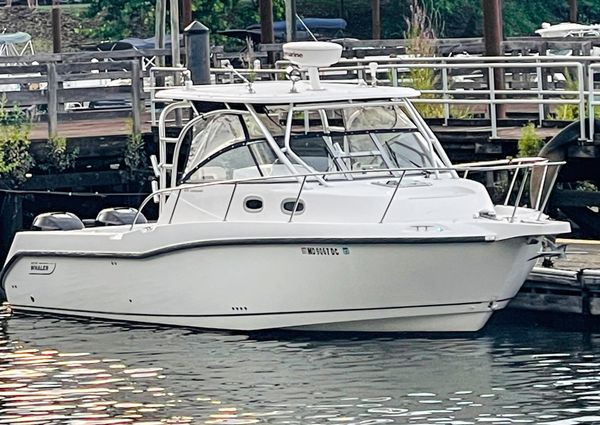 Boston Whaler 305 Conquest image