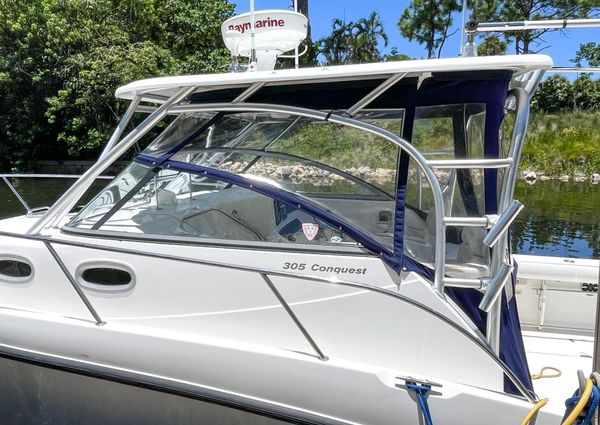 Boston Whaler 305 Conquest image