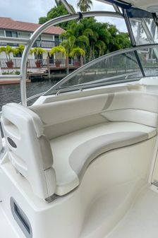 Boston Whaler 305 Conquest image