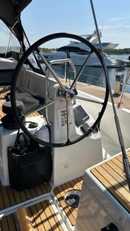 Jeanneau Sun Odyssey 490 image