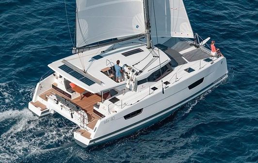 Fountaine Pajot Isla 40 image