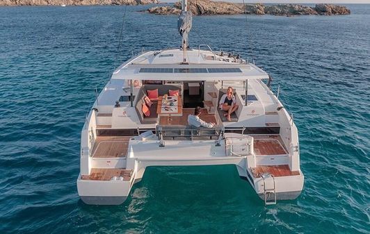 Fountaine Pajot Isla 40 image