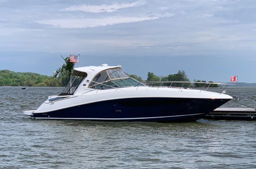 Sea Ray Sundancer 370 image