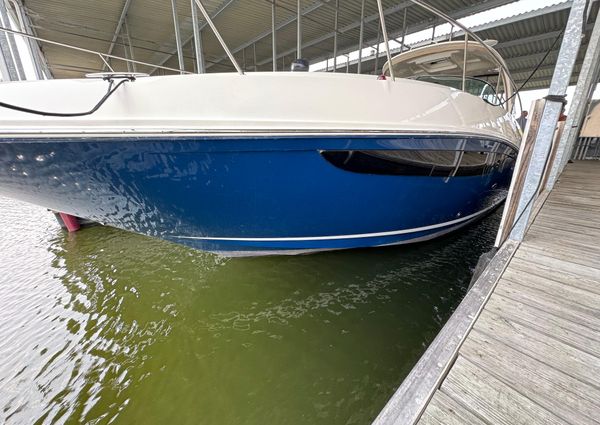 Sea Ray Sundancer 370 image