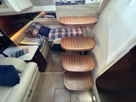 Sea Ray Sundancer 370 image