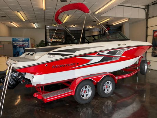 Monterey M22 Bowrider - main image