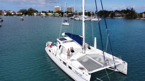 Catana 582 