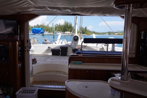 Catana 582 image