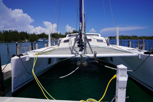 Catana 582 image