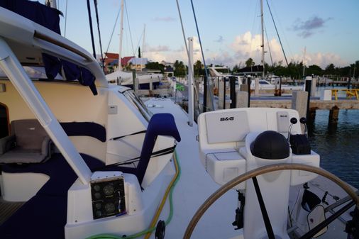 Catana 582 image