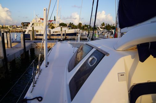 Catana 582 image