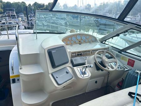 Cruisers Yachts 4270 Esprit image