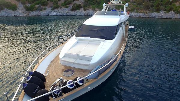 Azimut 85 image