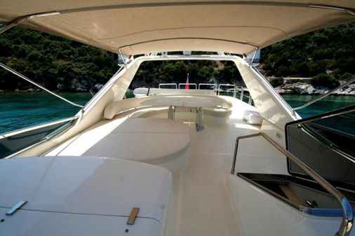 Azimut 85 image