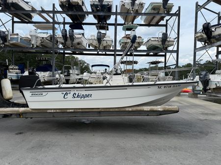 Boston-whaler 170-MONTAUK image