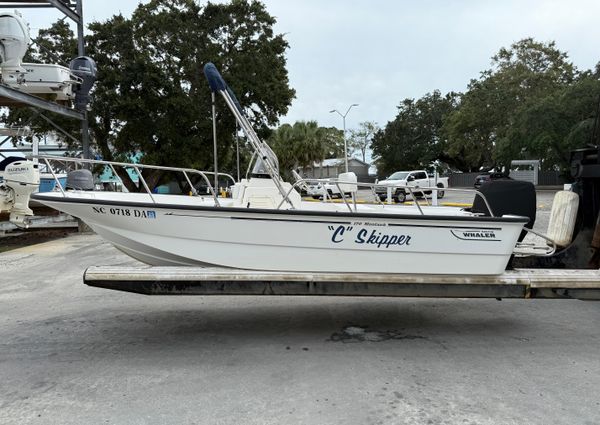 Boston-whaler 170-MONTAUK image