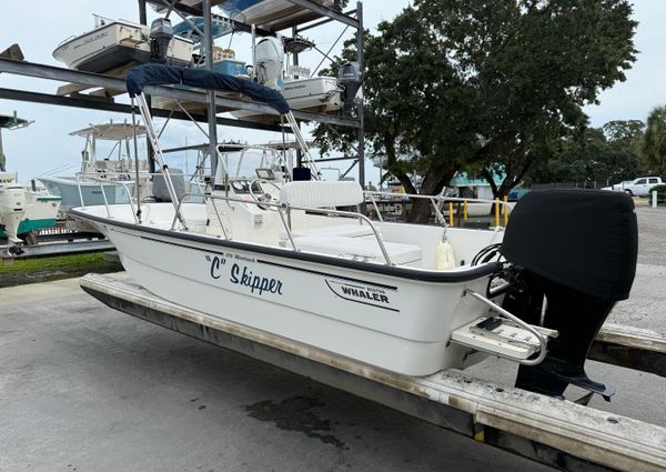 Boston-whaler 170-MONTAUK image