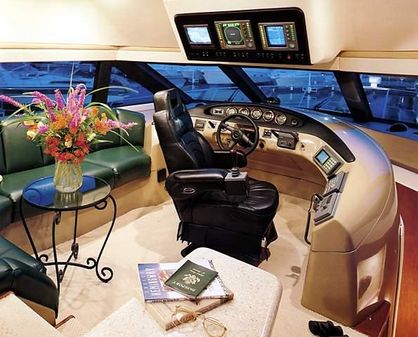 Carver 530 Voyager Pilothouse image