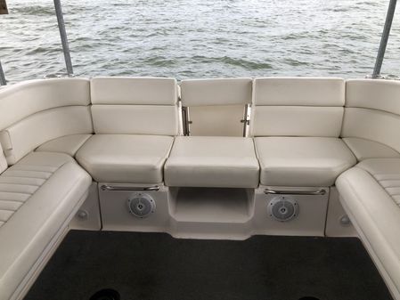 Regal 3350 Sport Cruiser image