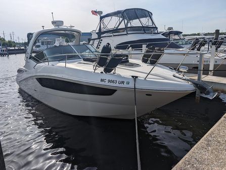 Sea Ray 330 Sundancer image