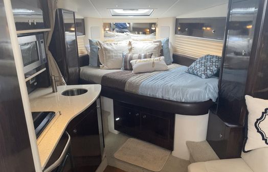 Sea Ray 330 Sundancer image